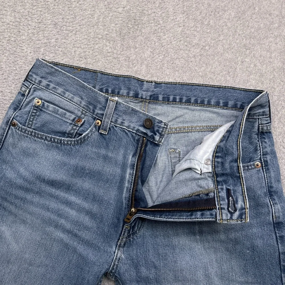 Levi's 505 Jeans Men's 32x32‎ FITS 32x31 Straight Medium Wash 100% Cotton Denim